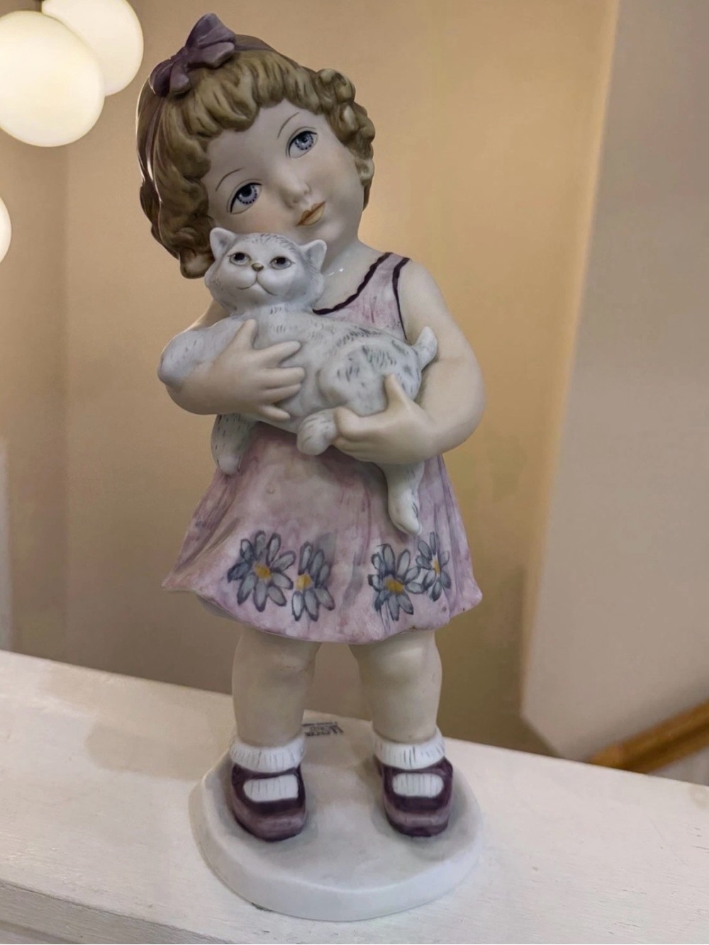 Giuseppe Armani Florence "Girl with Kitten" Figurine 7113C Wonderful World 2003